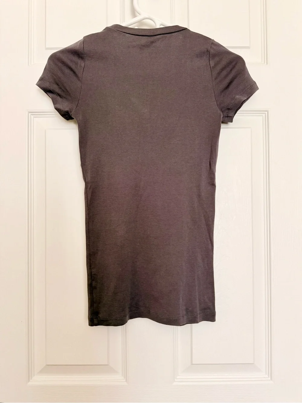 J. Crew Perfect Fit Gray Short Sleeve Crewneck Tee